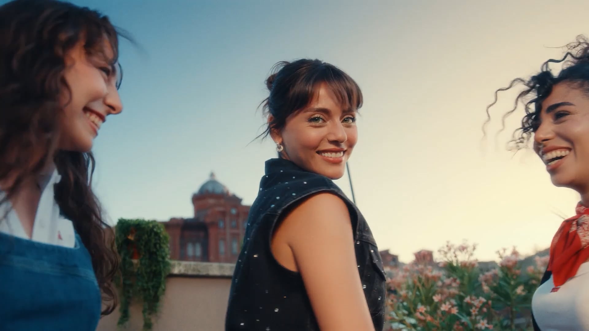 Levis “Denedim Oldu”