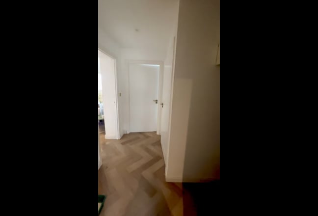 Spacious double room next to Wembley Park Station Main Photo