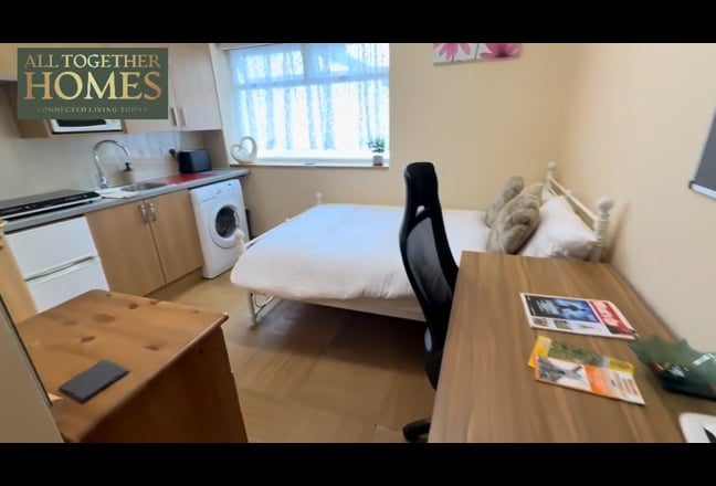 💥 - Double Occupancy Room - Special OFFER Main Photo