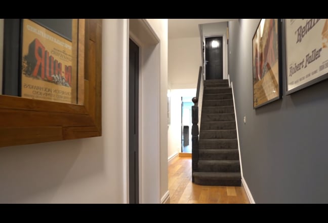 Exceptional En-Suite Rooms in Awesome House Main Photo