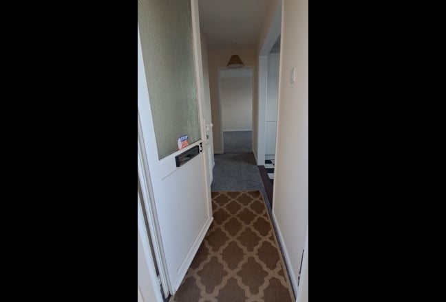 2  bedroom newly decorated  Main Photo