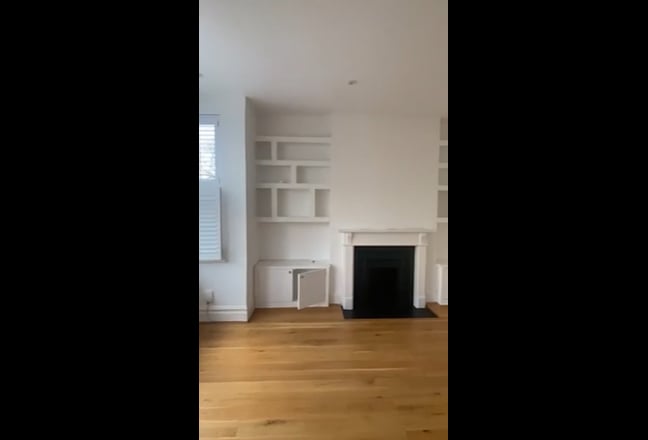 Beautiful Double Room Near Victoria Park  Main Photo