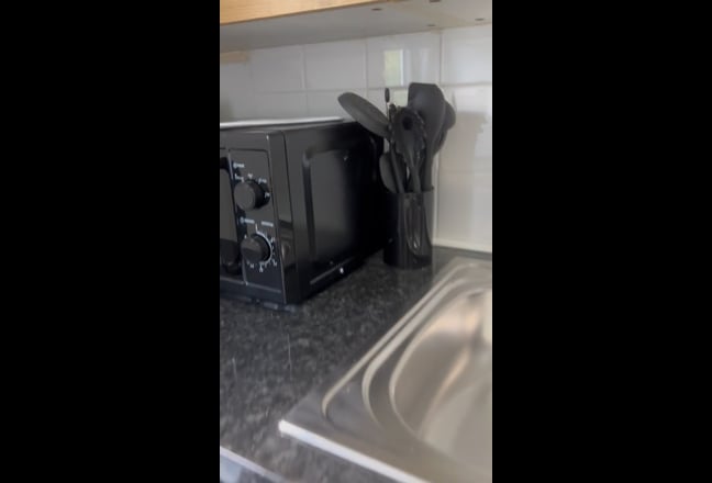 Double room with own brand new kitchen.  Main Photo