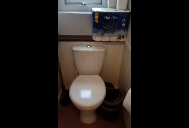 Quiet, cosy single room. Main Photo