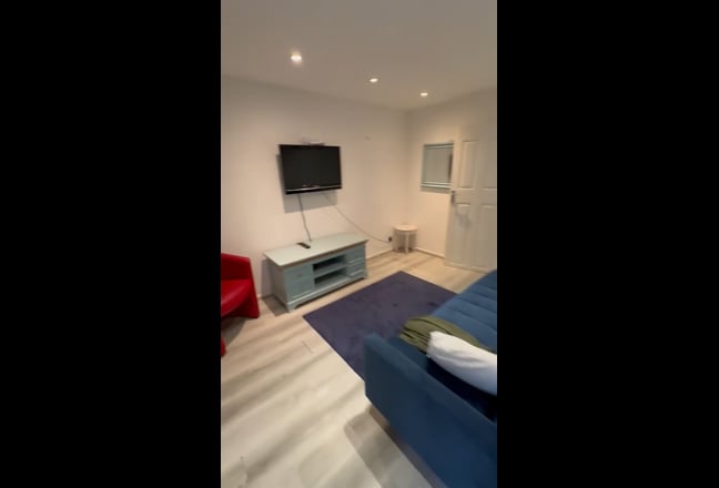 3 Bed House-in Green Lane-Small Heath for Shortlet Main Photo