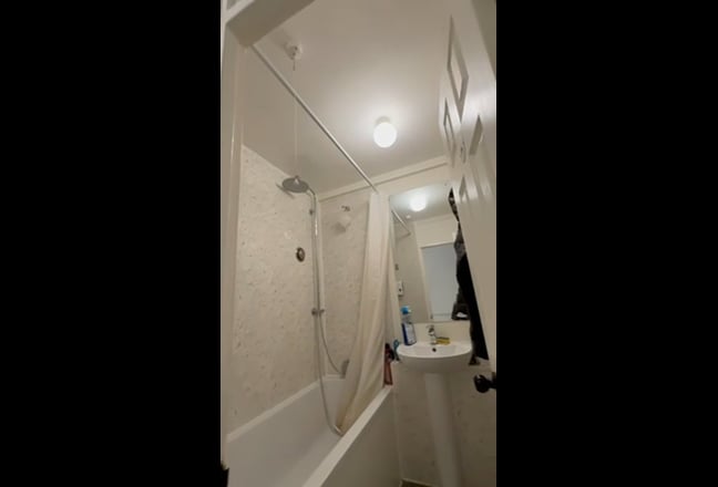 Wonderful Location  Main Photo