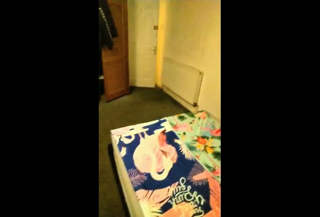 Spacious Double Room - Central Area - Brighton Main Photo