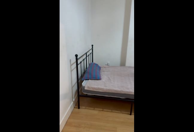 Including council tax all bills or included Main Photo