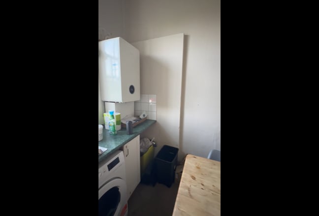 Spacious Room in Tollcross Main Photo