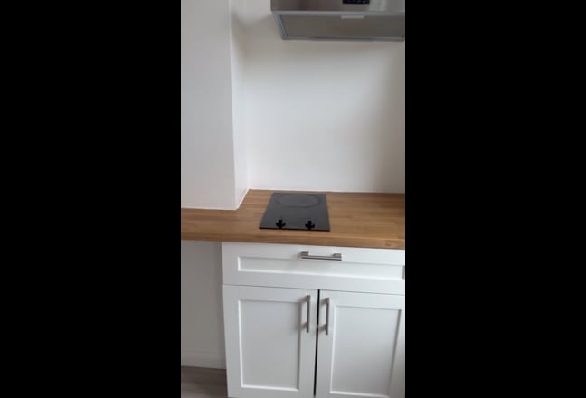 Studio available in Walthamstow  Main Photo