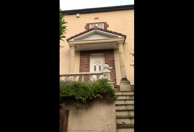 Double Room in High Spec House Nr City Main Photo