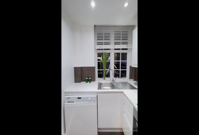 Modern Studio Flat in Prime St John’s Wood £3000 Main Photo