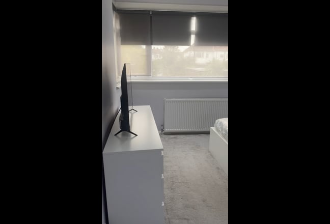 A Newly Refurbish Single Room For Rent Main Photo