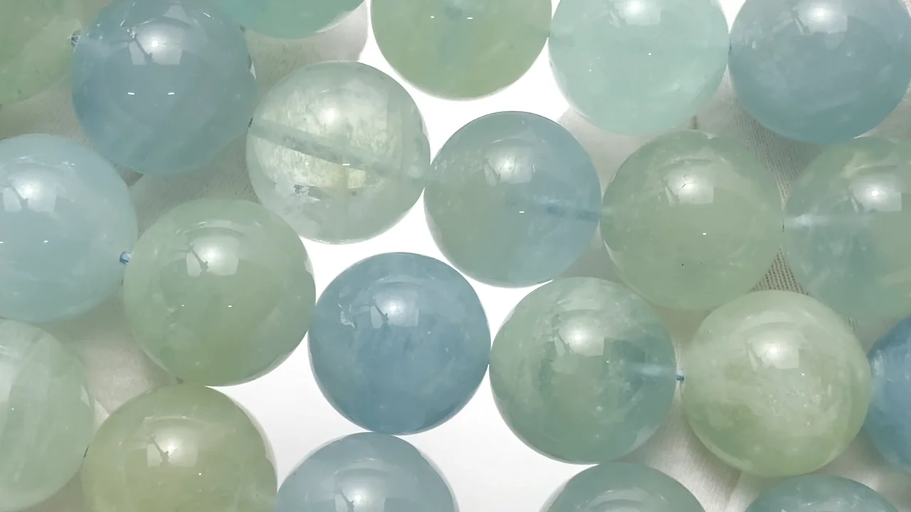 動画】マルチカラーアクアマリンAA++ ラウンド20mm 1/4連~1連(約36cm