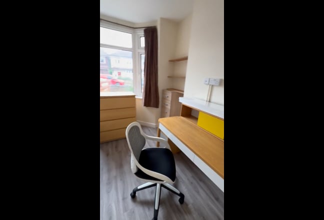 Single & Double room available Beeston Main Photo