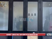 Recanati - Ladri al Palas, tanti danni per un bottino magro