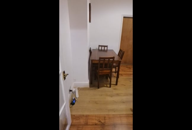 Furnished Double Room Including Bills,  Main Photo