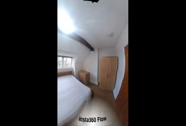 Professional person required for sociable house Main Photo