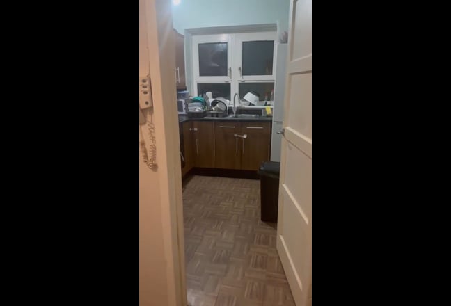 Room for rent Main Photo