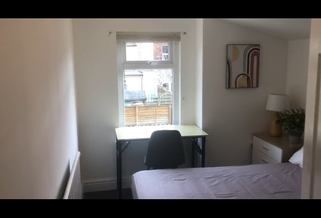 🌞 St George Room w/ Private Bathroom Main Photo