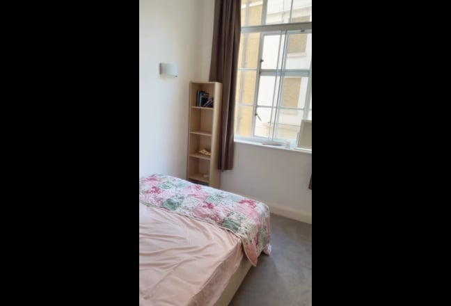 Bright double room between Waterloo and Westminste Main Photo