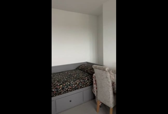 Double room to rent Main Photo
