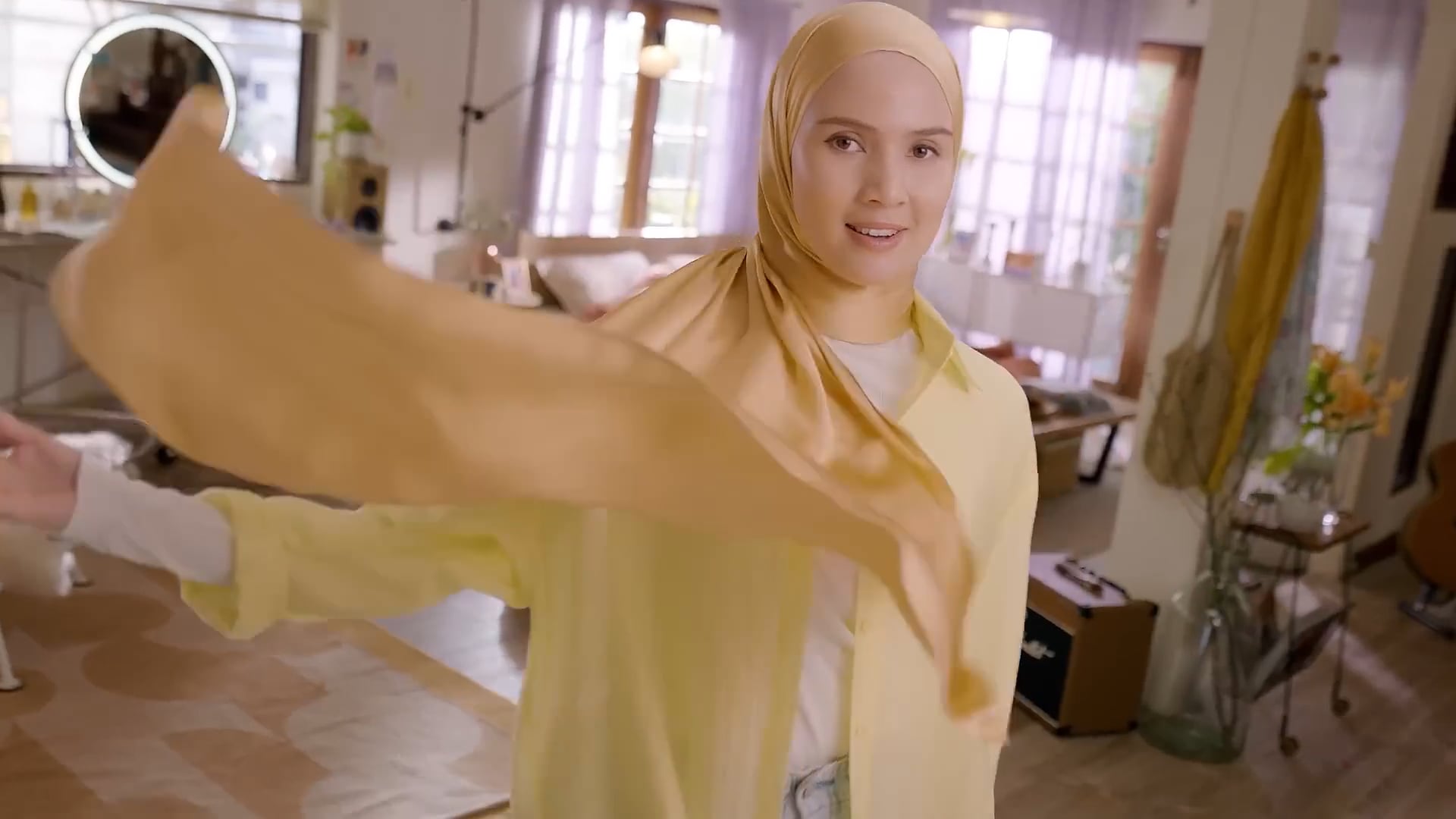 Sunsilk - Multivitamin Hair Perfume (Indonesia)