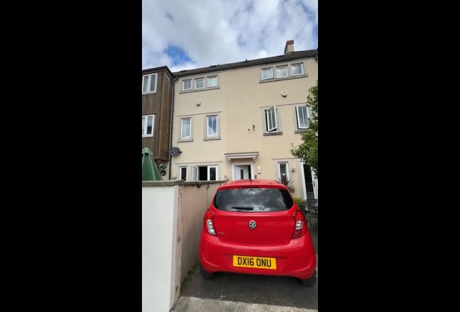 Single Room in Wells City Centre - New Furnishings Main Photo