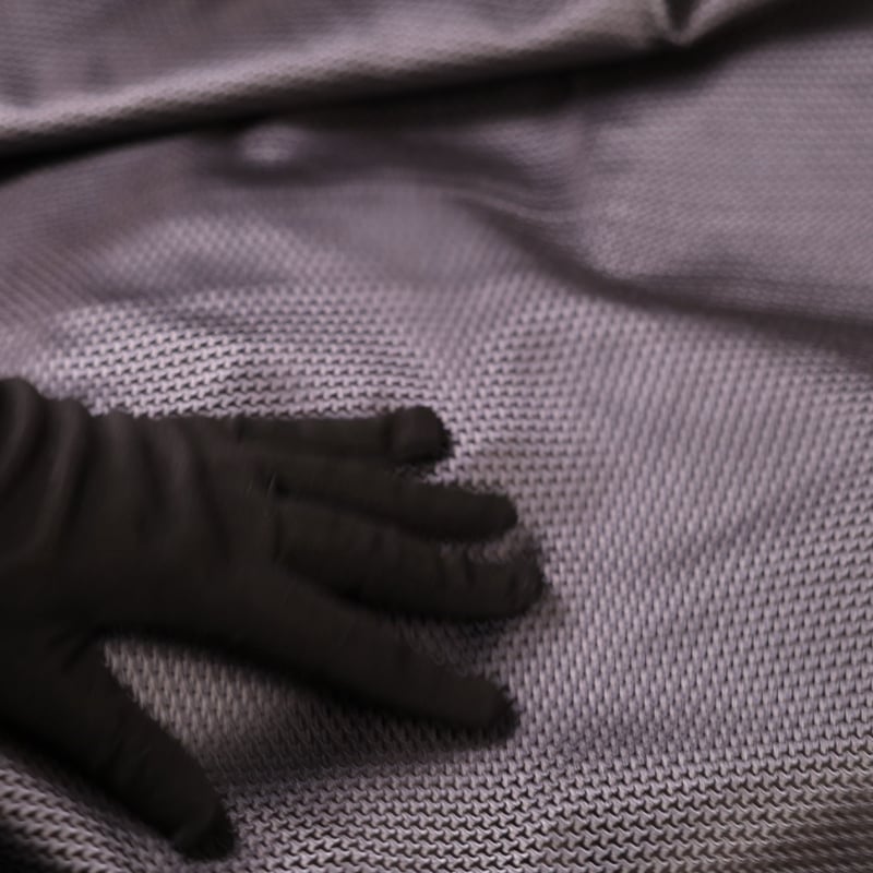 Vidéo: Jacquard 100% soie - Crochet gris fond noir