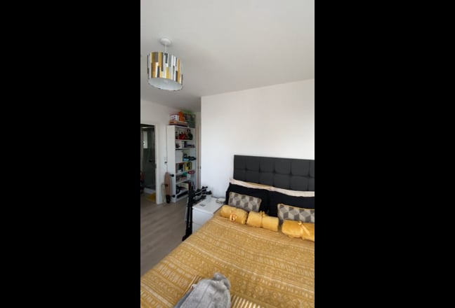 2 Rooms Available in Bright Modern Flat Main Photo