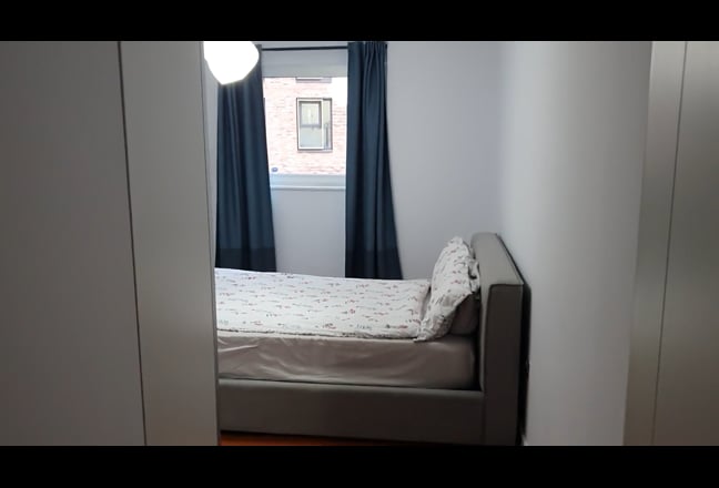 Peaceful & Safe Double Room Surrey Quays London  Main Photo