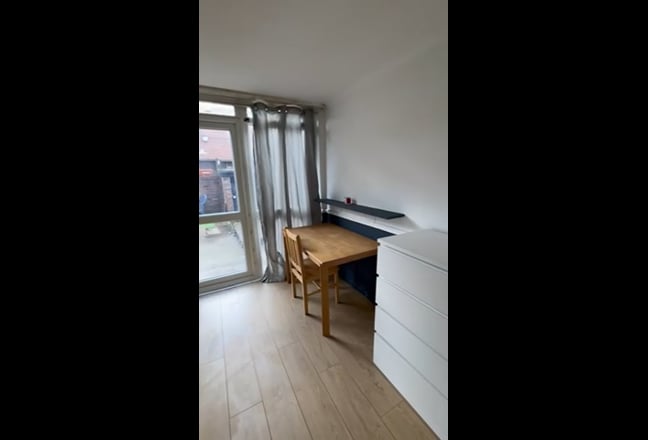 85m - Cozy room available Archway private garden  Main Photo