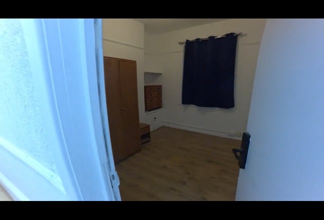 Double Bedroom in L7 Main Photo