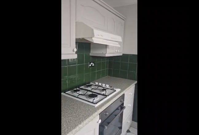 2 double bedrooms in excellant area Golden triangl Main Photo