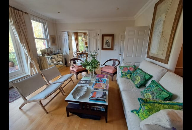 Luxurious flat in Hampstead/ Belsize Park Main Photo