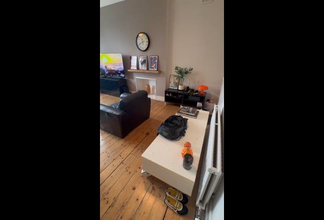 Bedroom in Balham, own bathroom, close to tube! Main Photo