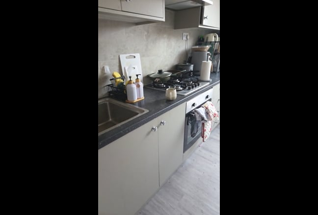 🌞 Sunny Double Room by the Canal | Little Venice Main Photo