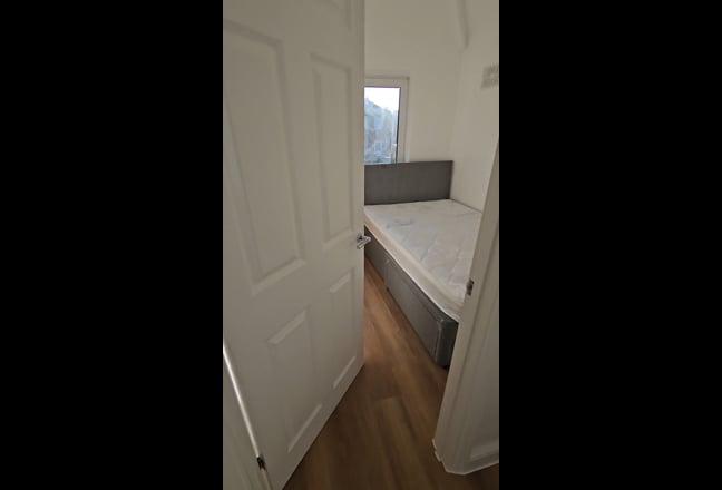 Room in Stanmore £600 Pcm Main Photo