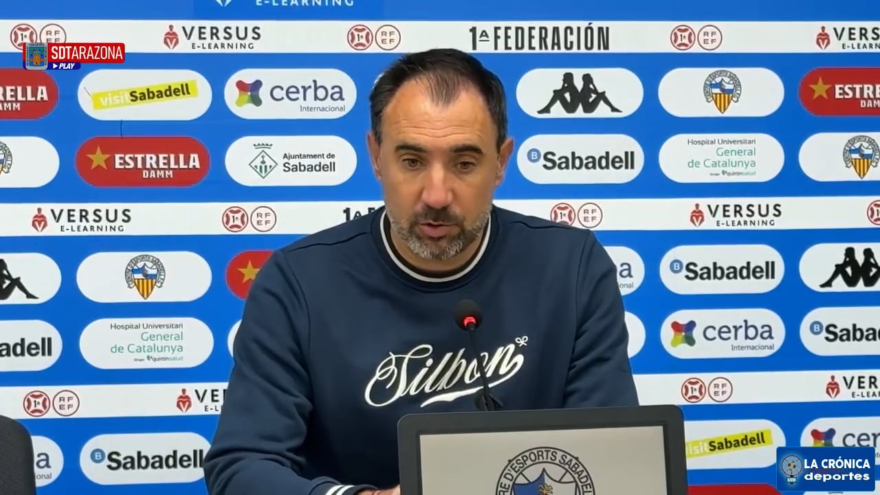 JUANMA BARRERO (Entrenador Tarazona) CE Sabadell 0-0 SD Tarazona / J11 - 1ª RFEF G2 / Fuente: SD Tarazona