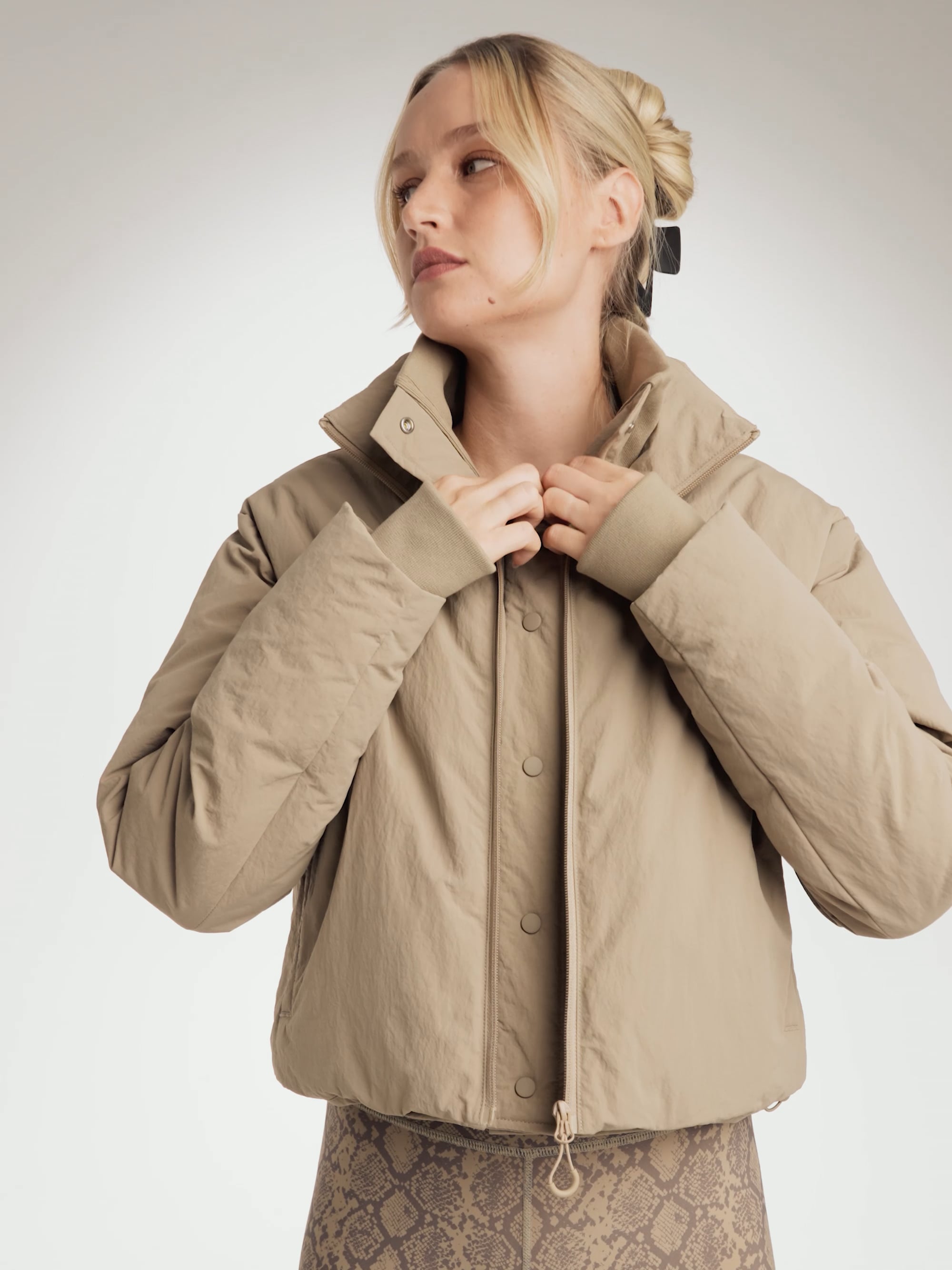 מעיל בומבר ניילון