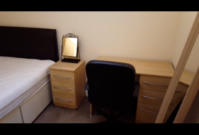 1 Bed Flat, Queen Victoria Road, CV1 Main Photo