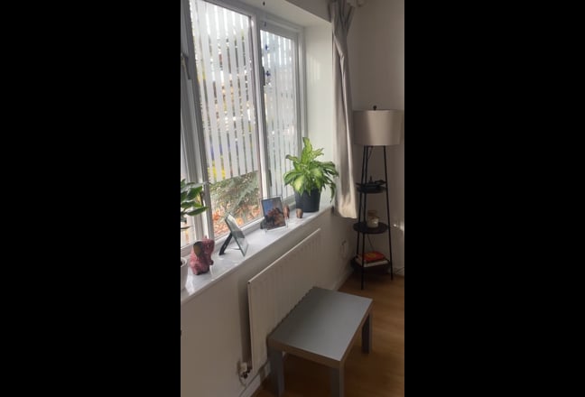 Superb Double room in Royal Docks  Main Photo