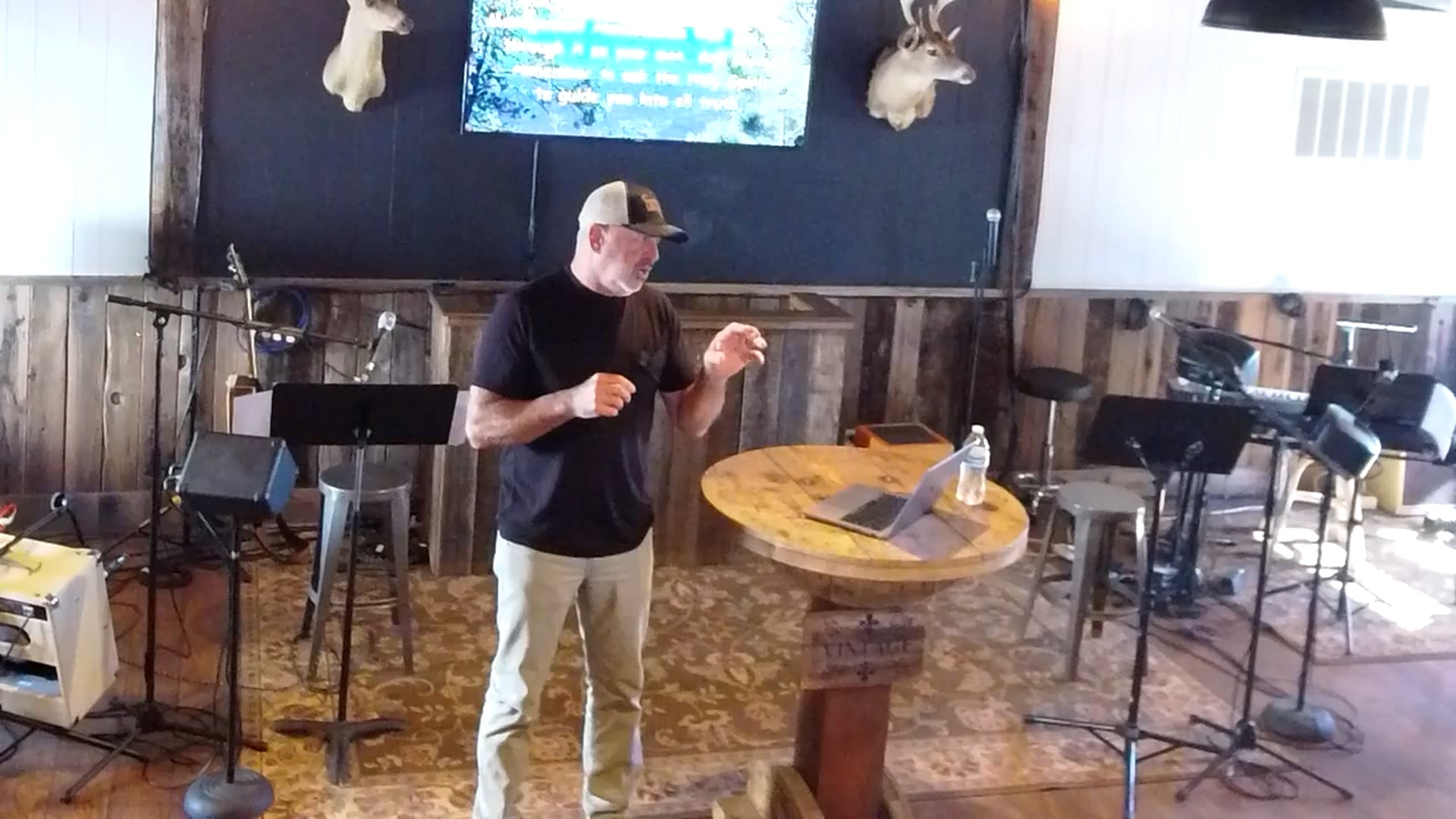 November 09, 2025 - 2025-11-09 19:00:14