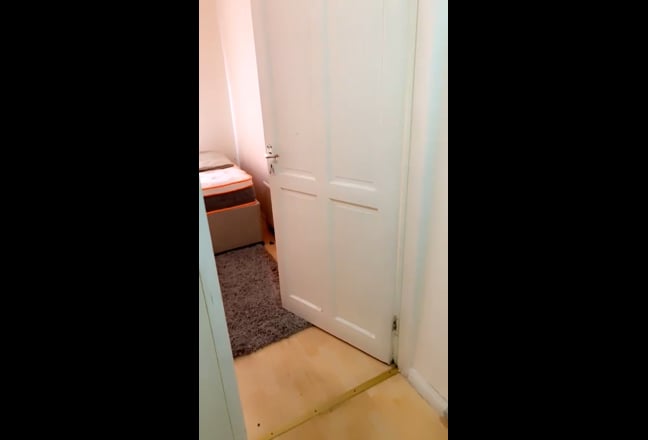 Double Room for Rent Main Photo