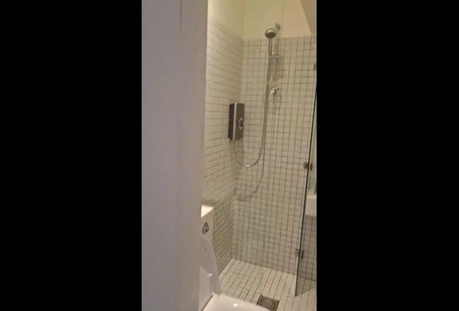 Stunning! Weybridge studio singles/couples Main Photo