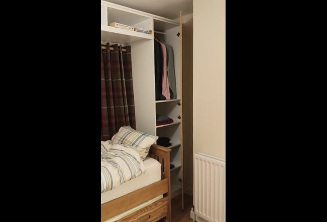  Spacious Ensuite Room Main Photo