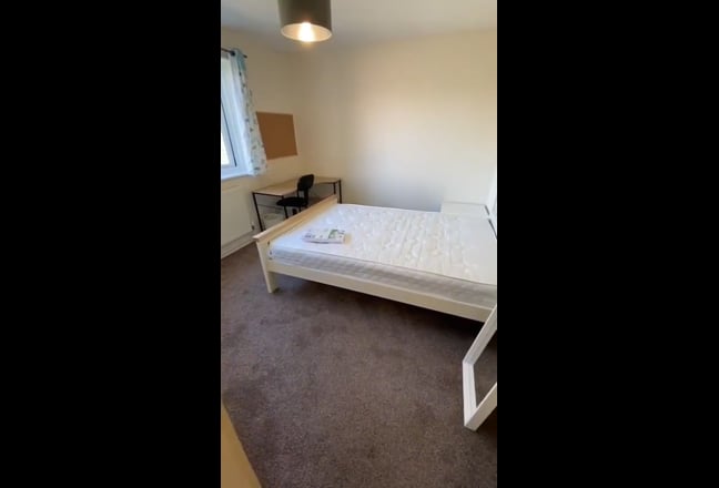 Room Available in Scarfe Way Main Photo