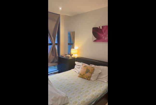 Spacious En-suite Room  Main Photo