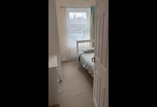 ❤️Lovely single room available ❤️ Main Photo