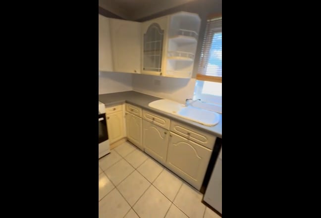 2 BHK house available near tesco greenstead Main Photo